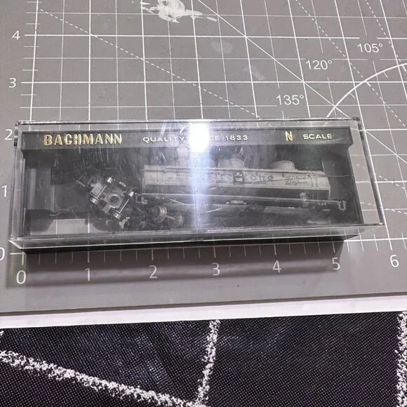 Firestone 42 Ft Three Dome Tank Car GATX30928 Bachmann N Scale Model 5428 w Box - Picture 8 of 16